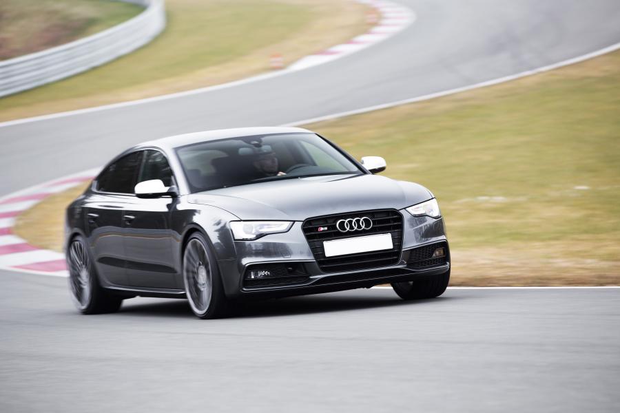  Audi S5 Sportback by Luethen Motorsport 2016 года  (фото 1 из 5)